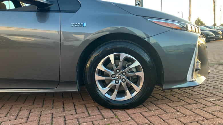 Toyota Prius 1.8 VVTi Business Edition Plus 5dr CVT Hybrid Hatchback